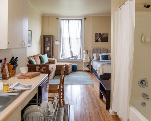 a-photo-of-a-clean-and-tidy-apartment-th_lPuvxAz0RhWsfmO6KDMO_Q_3Ub70OhNQd63vRdmQ9dnEg a-photo-of-a-clean-and-tidy-apartment-th_lPuvxAz0RhWsfmO6KDMO_Q_3Ub70OhNQd63vRdmQ9dnEg